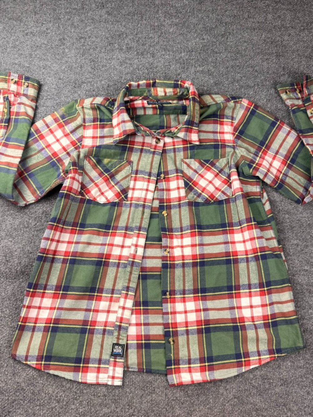 Real Work Boys Plaid Flannel Shirt Size M 8/10 Green Red Long Sleeve As Is Stain